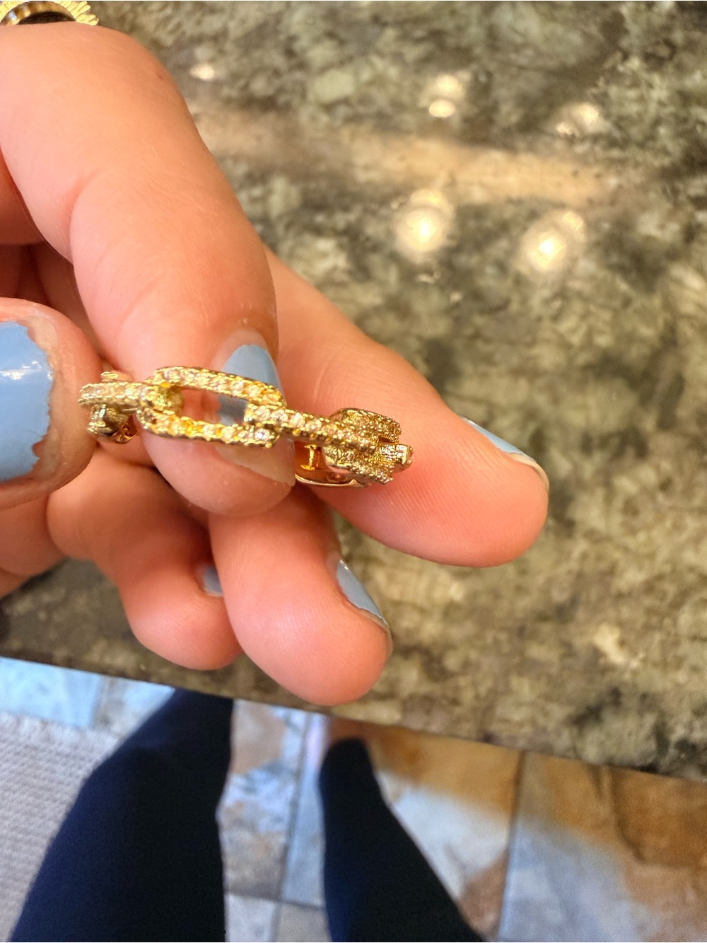 Assorted rings - Picture 4 of 4